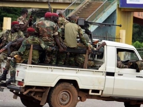 Guinée: les autorités promettent que «toute la lumière sera faite» sur l’évasion de Dadis Camara